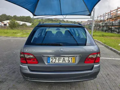 Mercedes-Benz E 220 2007 - 8990 EUR, 330000 km - AUTO.MOTO.pt - 330000km - foto 4 de 15