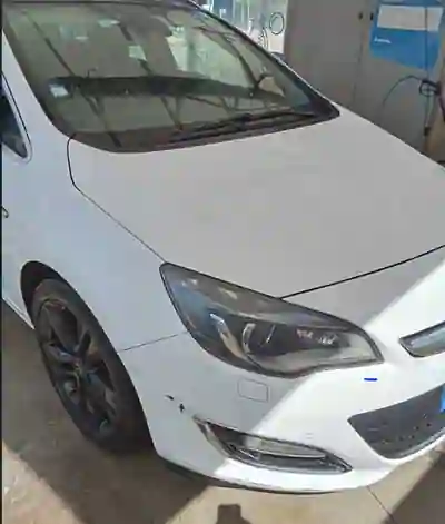 Opel Astra Sports Tourer 2016 - 6500 EUR, 114870 km - AUTO.MOTO.pt - 114870km - foto 3 de 12