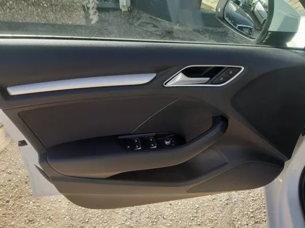 Audi A3 Sportback 2013 - 13000 EUR, 193468 km - AUTO.MOTO.pt - 193468km - foto 12 de 28