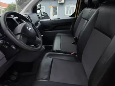 Citroën Jumpy 2019 - 15900 EUR, 122000 km - AUTO.MOTO.pt - 122000km - foto 44 de 60