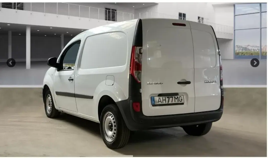 Renault Kangoo 2021 - 13500 EUR, 114002 km - AUTO.MOTO.pt - 114002km - foto 3 de 12
