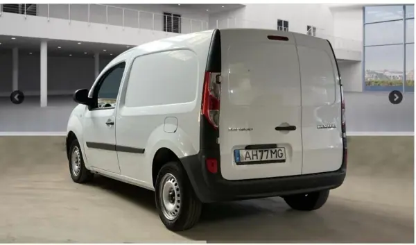 Renault Kangoo 2021 - 13500 EUR, 114002 km - AUTO.MOTO.pt - 114002km - foto 3 de 12