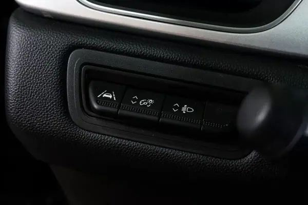 Renault Captur 2022 - 17900 EUR, 70552 km - AUTO.MOTO.pt - 70552km - foto 7 de 26