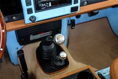 Land Rover Defender 2002 - 75000 EUR, 144875 km - AUTO.MOTO.pt - 144875km - foto 15 de 21