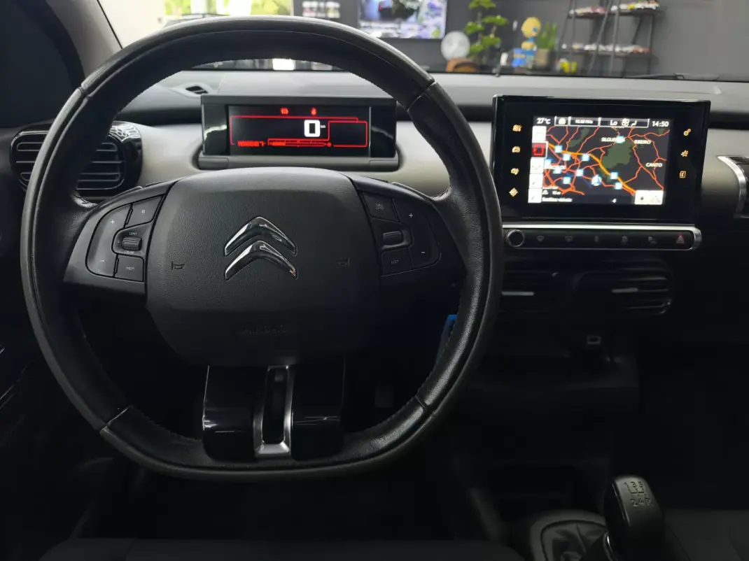 Citroën C4 Cactus 2015 - 10950 EUR, 186687 km - 186687km - foto 24 de 46