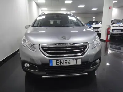 Peugeot 2008 2015 - 8990 EUR, 88000 km - AUTO.MOTO.pt - 88000km - foto 2 de 25