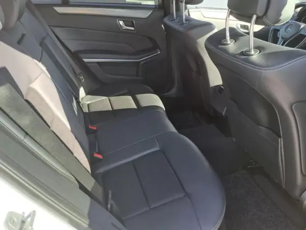 Mercedes-Benz E 220 2014 - 18900 EUR, 213445 km - AUTO.MOTO.pt - 213445km - foto 24 de 46