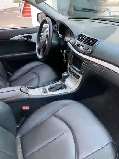 Mercedes-Benz E 220 2007 - 8950 EUR, 12000 km - AUTO.MOTO.pt - 12000km - foto 8 de 14