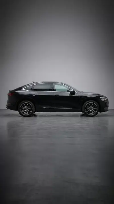 Audi e-tron 2022 - 38500 EUR, 49000 km - AUTO.MOTO.pt - 49000km - foto 8 de 15