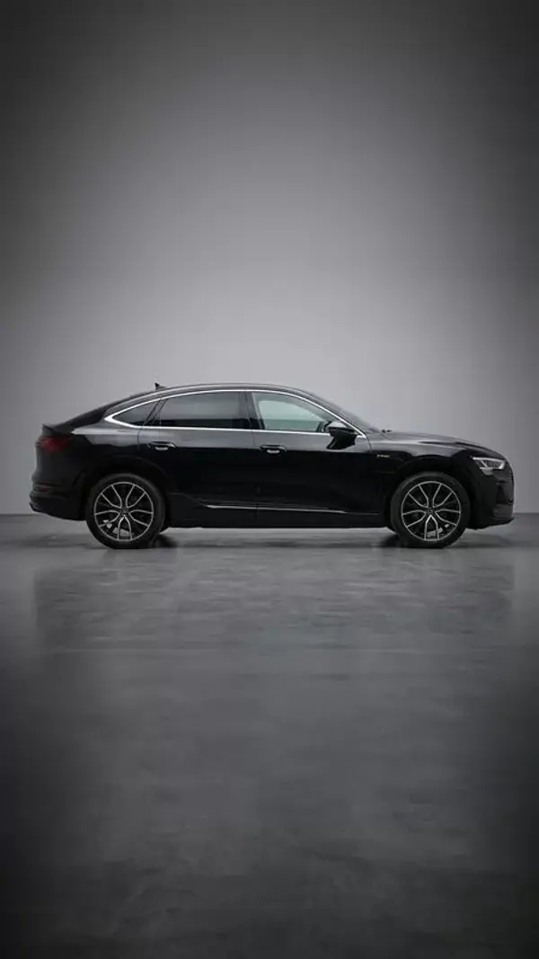 Audi e-tron 2022 - 38500 EUR, 49000 km - AUTO.MOTO.pt - 49000km - foto 8 de 15