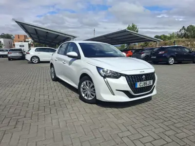 Peugeot 208 2021 - 14950 EUR, 68700 km - AUTO.MOTO.pt - 68700km - foto 4 de 27
