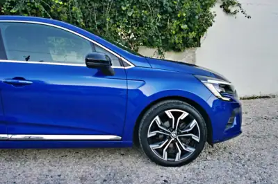 Renault Clio 2023 - 18900 EUR, 26048 km - AUTO.MOTO.pt - 26048km - foto 7 de 40