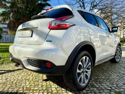 Nissan Juke 2014 - 9990 EUR, 165850 km - AUTO.MOTO.pt - 165850km - foto 24 de 40