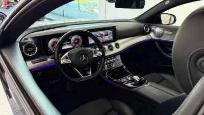 Mercedes-Benz E 220 2018 - 41990 EUR, 92427 km - AUTO.MOTO.pt - 92427km - foto 17 de 34