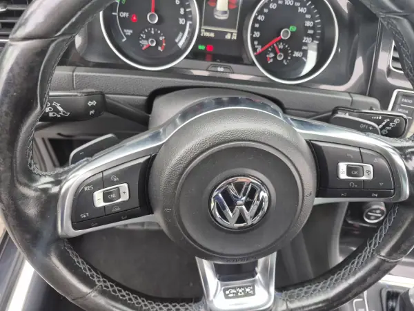 Volkswagen Golf 2016 - 15490 EUR, 211638 km - AUTO.MOTO.pt - 211638km - foto 28 de 28