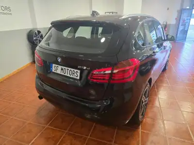 BMW 218 Active Tourer 2015 - 16980 EUR, 162866 km - AUTO.MOTO.pt - 162866km - foto 6 de 47