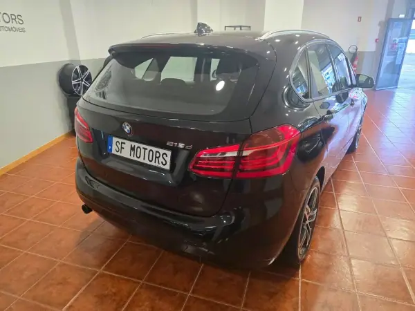 BMW 218 Active Tourer 2015 - 15890 EUR, 162866 km - AUTO.MOTO.pt - 162866km - foto 6 de 47