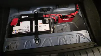 BMW 116 2017 - 16900 EUR, 124814 km - AUTO.MOTO.pt - 124814km - foto 28 de 65