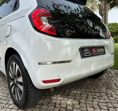 Renault Twingo 2021 - 9890 EUR, 158900 km - AUTO.MOTO.pt - 158900km - foto 28 de 33
