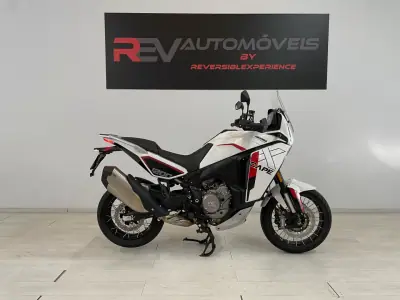 Moto Morini X-Cape 2026 - 10550 EUR, 1230 km - foto 1 de 22