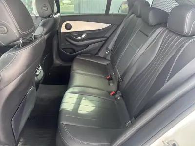 Mercedes-Benz C 300 2024 - 32900 EUR, 127986 km - AUTO.MOTO.pt - 127986km - foto 8 de 24