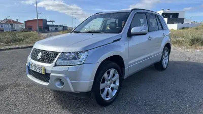 Suzuki Grand Vitara 2009 - 9900 EUR, 121000 km - AUTO.MOTO.pt - 121000km - foto 15 de 18