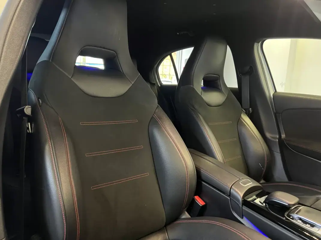 Mercedes-Benz A 180 2019 - 26990 EUR, 125000 km - AUTO.MOTO.pt - 125000km - foto 18 de 44