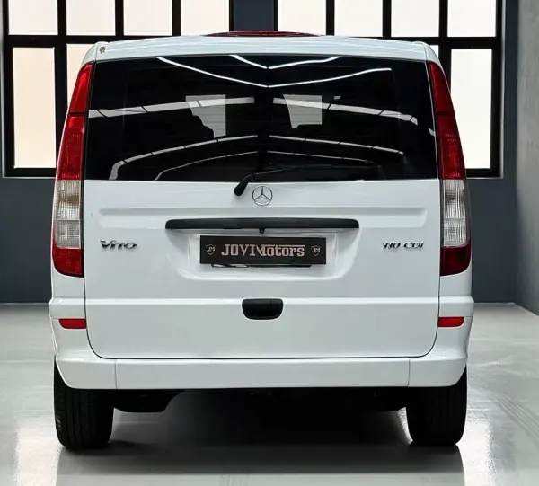 Mercedes-Benz Vito 2010 - 14650 EUR, 343309 km - 343309km - foto 5 de 21