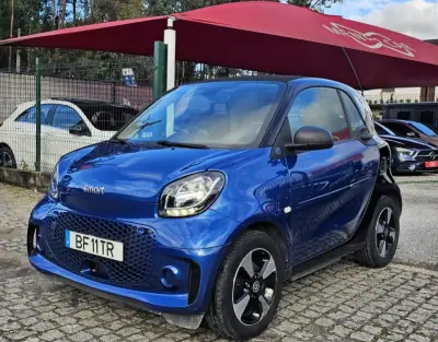 Smart Fortwo Cabrio 2021 - 12999 EUR, 30000 km - AUTO.MOTO.pt - 30000km - foto 4 de 19