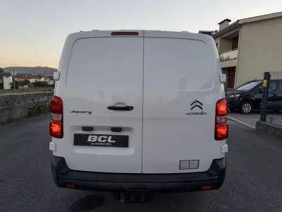 Citroën Jumpy 2021 — foto 6 de 25