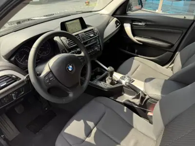 BMW 116 2016 - 13300 EUR, 201000 km - AUTO.MOTO.pt - 201000km - foto 6 de 11