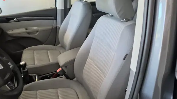 SEAT Alhambra 2011 - 11750 EUR, 235491 km - 235491km - foto 33 de 54