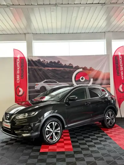 Nissan Qashqai 2018 - 14900 EUR, 136000 km - AUTO.MOTO.pt - 136000km - foto 3 de 9