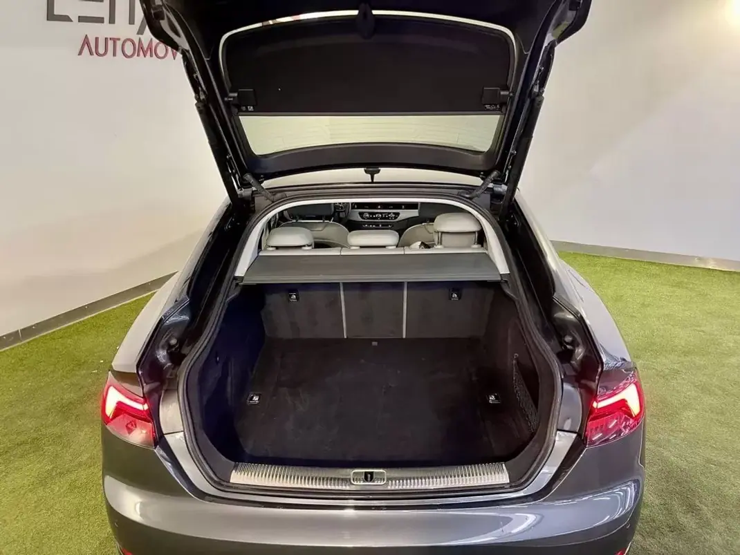 Audi A5 Sportback 2019 - 27950 EUR, 125000 km - 125000km - foto 32 de 36