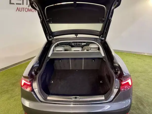 Audi A5 Sportback 2019 - 27950 EUR, 125000 km - AUTO.MOTO.pt - 125000km - foto 32 de 36