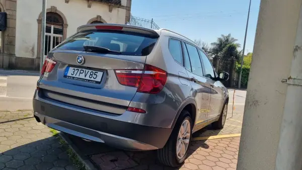 BMW X3 2011 - 13500 EUR, 174992 km - AUTO.MOTO.pt - 174992km - foto 5 de 23
