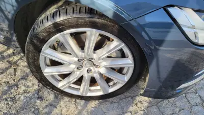 Volvo S90 2017 - 16900 EUR, 292100 km - 292100km - foto 23 de 44