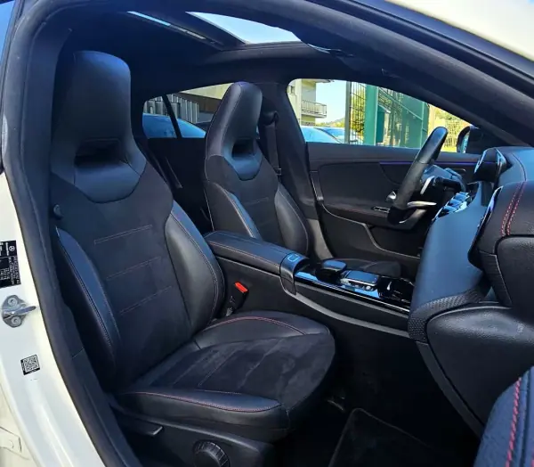 Mercedes-Benz CLA 250 2022 - 33999 EUR, 70000 km - AUTO.MOTO.pt - 70000km - foto 5 de 34