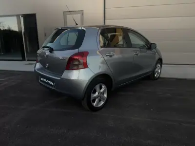 Toyota Yaris 2008 - 6500 EUR, 220615 km - AUTO.MOTO.pt - 220615km - foto 6 de 18
