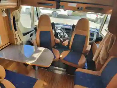 Fiat Ducato Maxi 2.3 130 2010 - 41600 EUR, 70000 km - AUTO.MOTO.pt - 70000km - foto 4 de 9