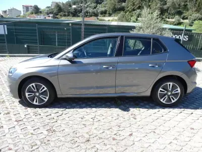 Skoda Fabia 2023 - 13890 EUR, 42937 km - AUTO.MOTO.pt - 42937km - foto 20 de 24
