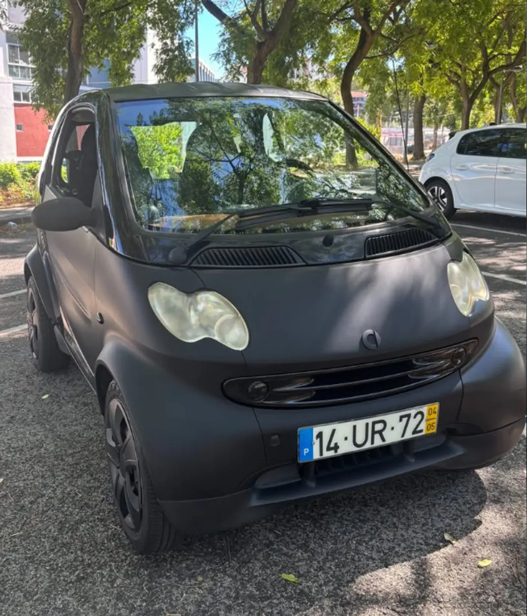 Smart ForTwo Coupé 2004 - 3000 EUR, 185500 km - AUTO.MOTO.pt - 185500km - foto 1 de 10
