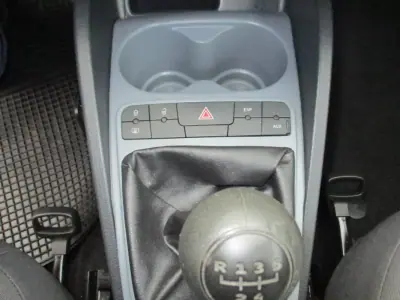 SEAT Ibiza 2013 - 8750 EUR, 170000 km - 170000km - foto 13 de 22