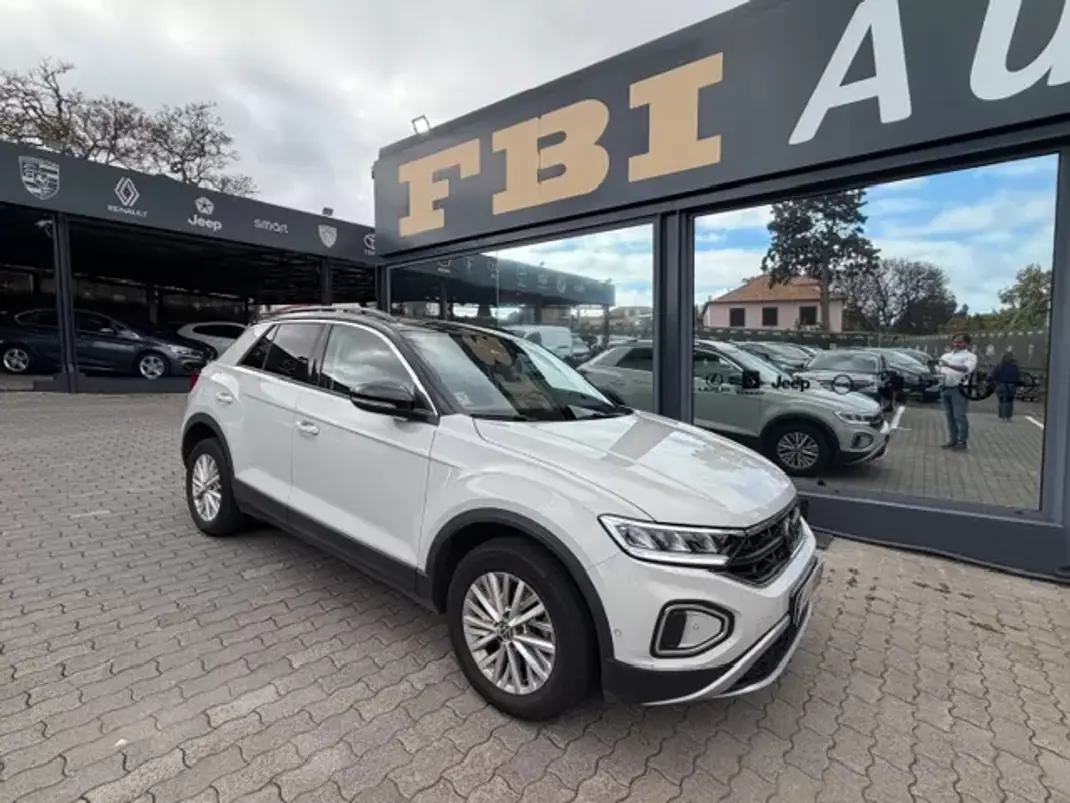 Volkswagen 1.2 TDi Confortline 2023 - 23900 EUR, 63150 km - AUTO.MOTO.pt - 63150km - foto 6 de 12