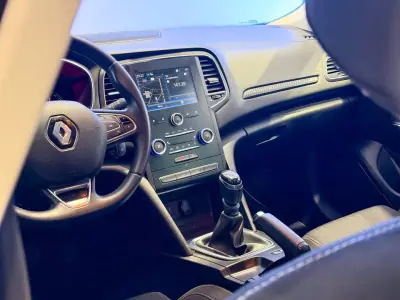 Renault Mégane Sport Tourer 2020 — photo 4 of 32