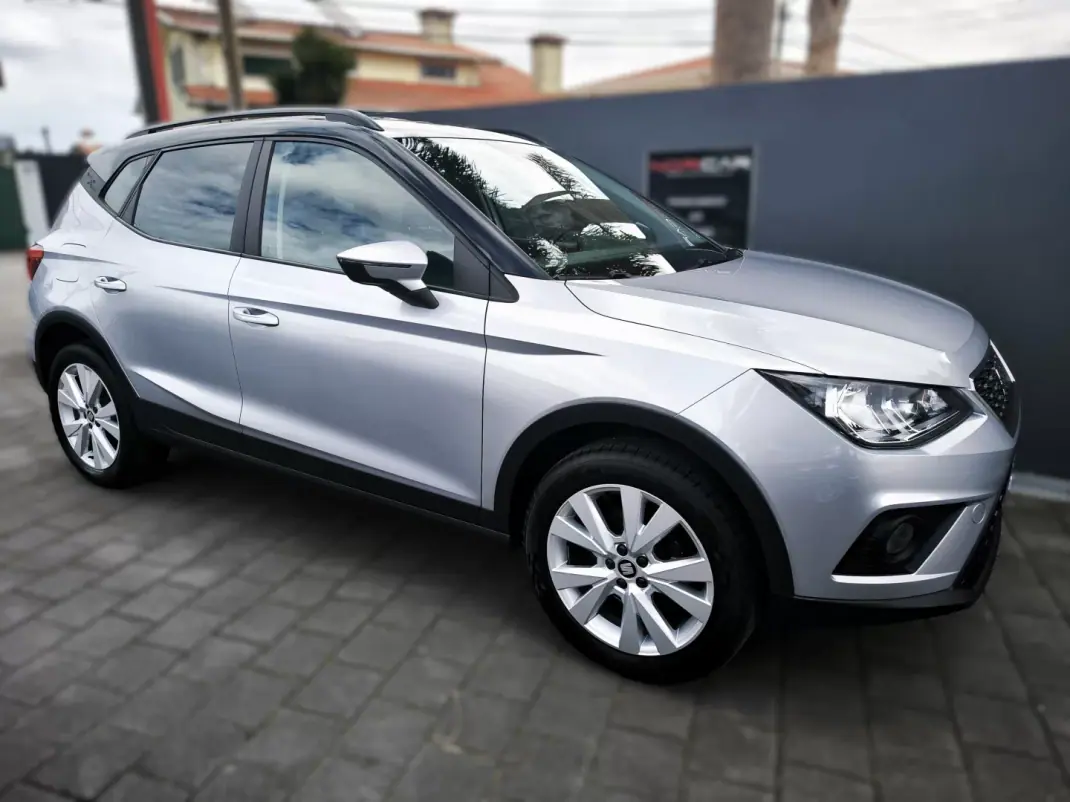 SEAT Arona 2019 - 13950 EUR, 46000 km - AUTO.MOTO.pt - 46000km - foto 19 de 48