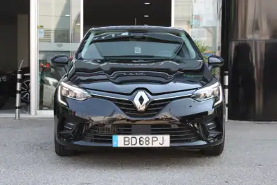 Renault Clio 2023 - 15900 EUR, 41700 km - AUTO.MOTO.pt - 41700km - foto 19 de 21