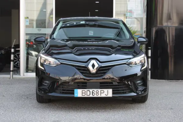 Renault Clio 2023 - 15900 EUR, 41700 km - AUTO.MOTO.pt - 41700km - foto 19 de 21