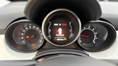 Fiat 500X 2018 - 13900 EUR, 133000 km - AUTO.MOTO.pt - 133000km - foto 14 de 16