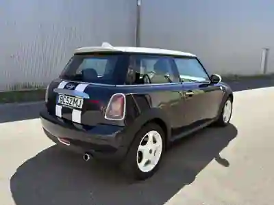 MINI Cooper 2008 - 8900 EUR, 210000 km - AUTO.MOTO.pt - 210000km - foto 4 de 12
